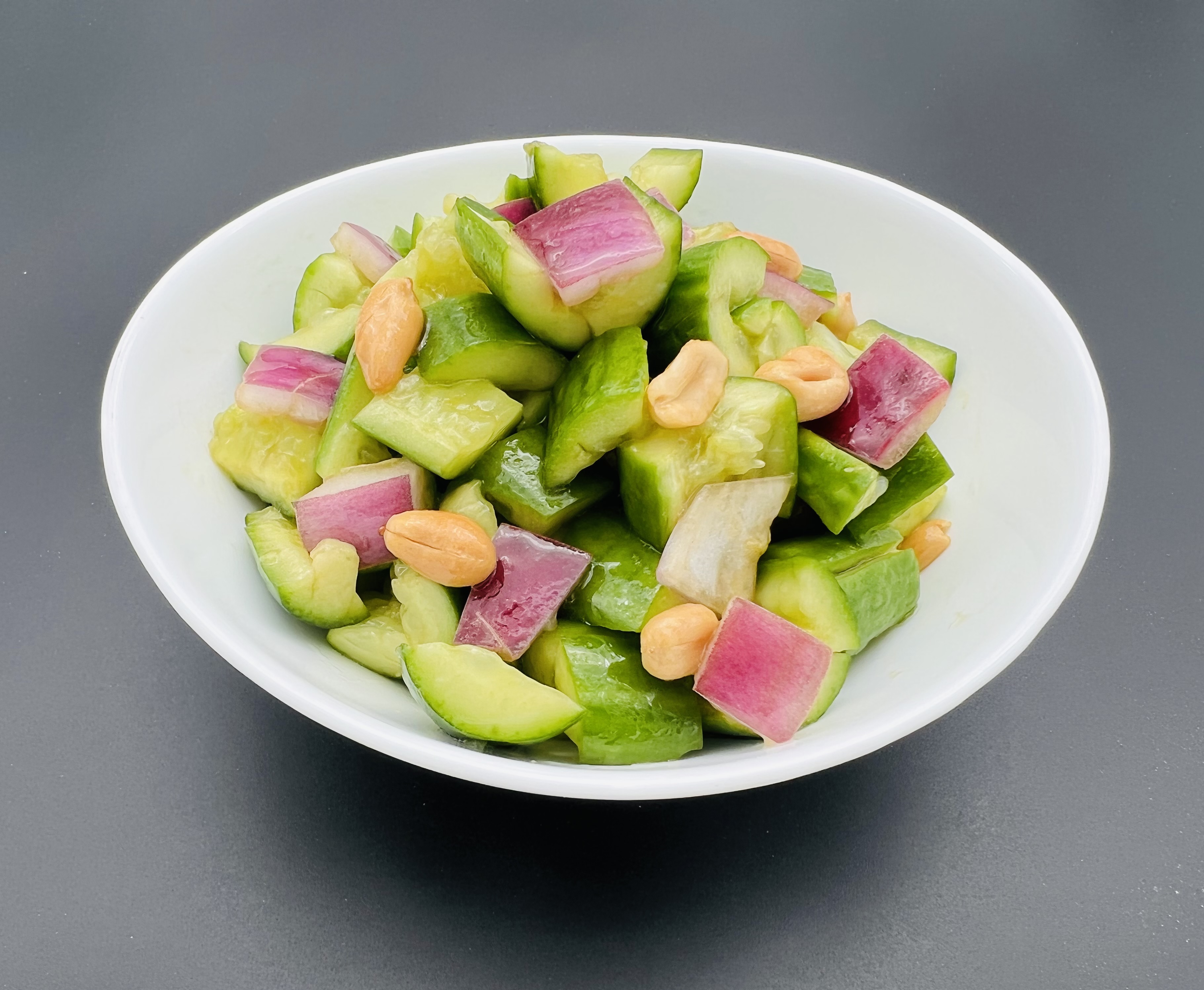 3.    Cucumber salad     果仁黄瓜   سالاد خیار 