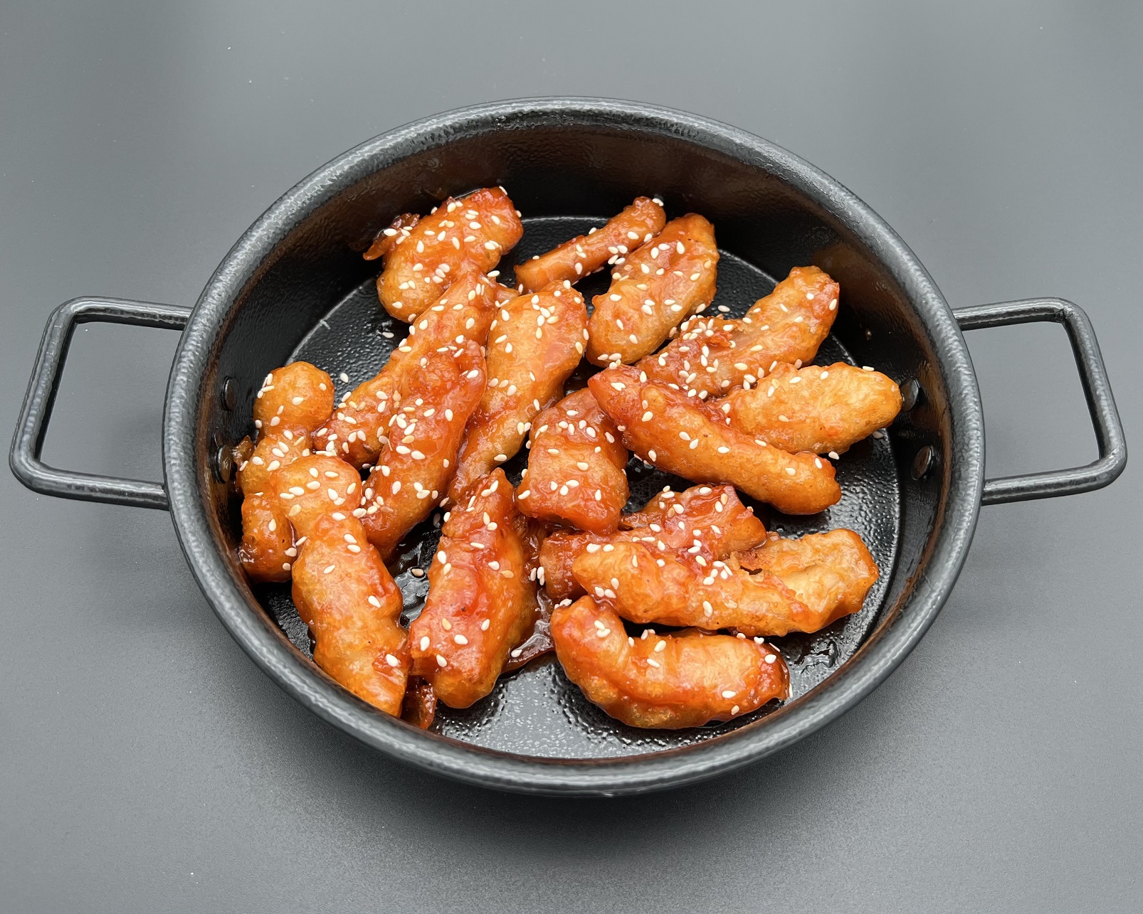 12.  TBI special orange chicken (Sweet and sour chicken)   招牌糖醋鸡  مرغ پرتقالی مخصوص تی بی آی (ترش و شیرین)